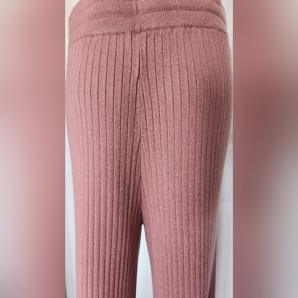 Victoria Secret knit lounge pants - Size Small - Picture 13 of 13